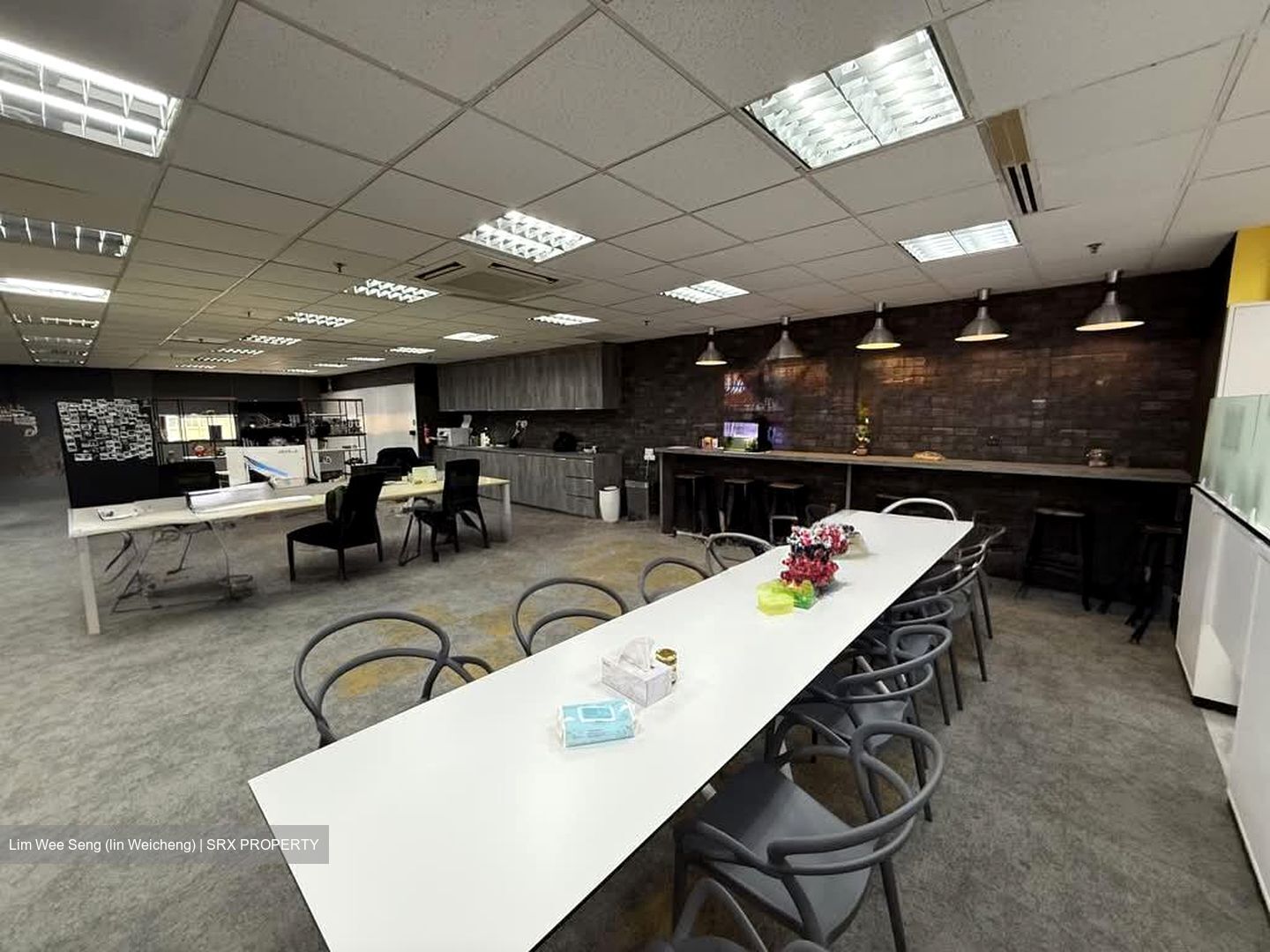Cecil Court (D1), Office #555559181